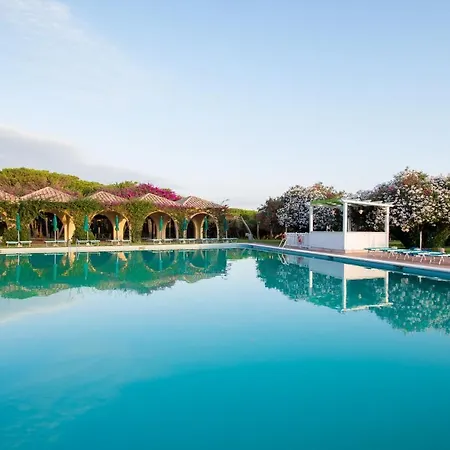 Marina Di Castello Golf & Hotel