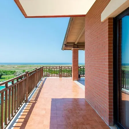 Marina Di Castello Golf & Hotel 4*
