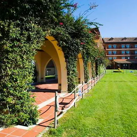 Marina Di Castello Golf & Hotel 4*