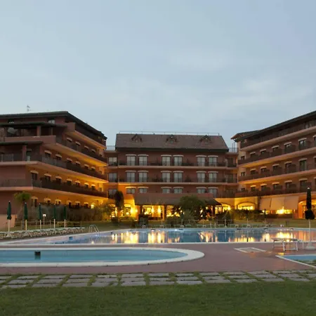 Hotel Marina Di Castello Golf & 4*